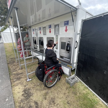 Rolstoeltoegankelijke muntenautomaat Euro Events - Marianne Dijkshoorn CuliNESSE 2