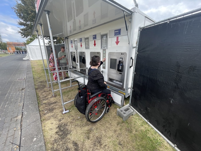 Rolstoeltoegankelijke muntenautomaat Euro Events - Marianne Dijkshoorn CuliNESSE 2